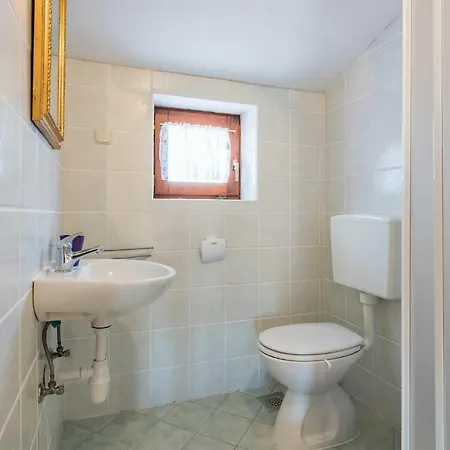 度假居 Three-bedroom Holiday In *