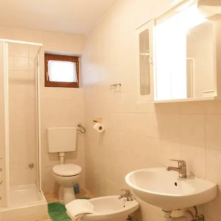 Three-bedroom Holiday In